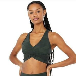 ALO Yoga Wild Thing Vapor Bra in Army Print
